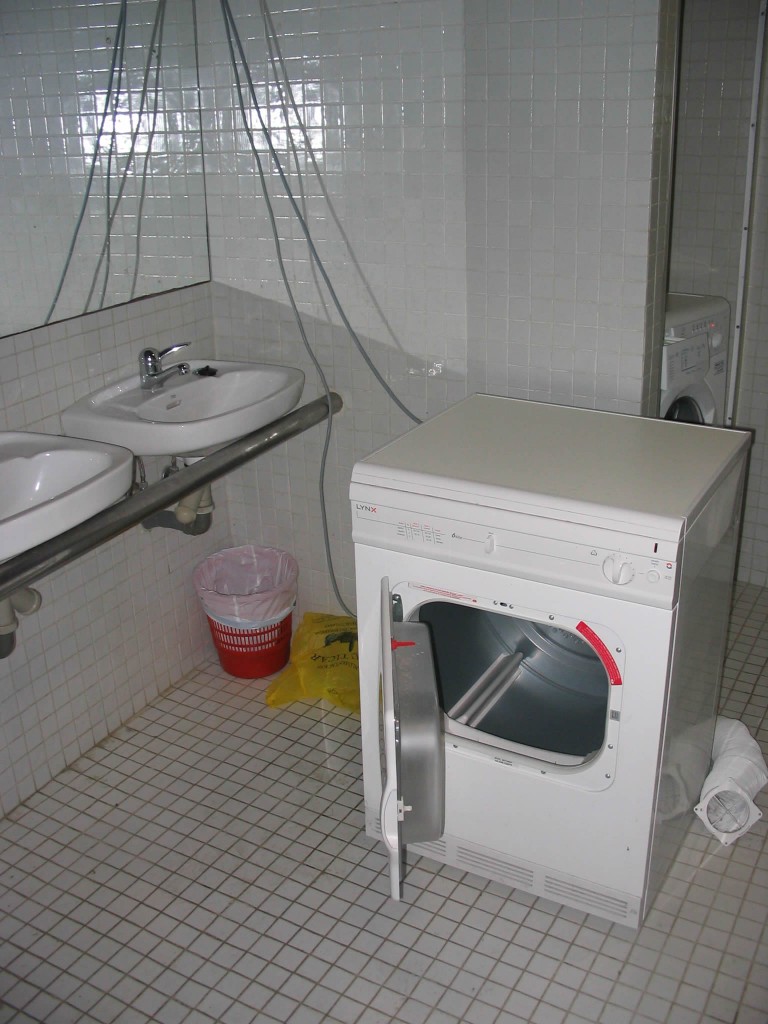 Instalaciones Albergue Pereje- Secadora