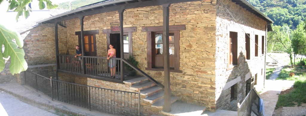 Albergue de Pereje entrada